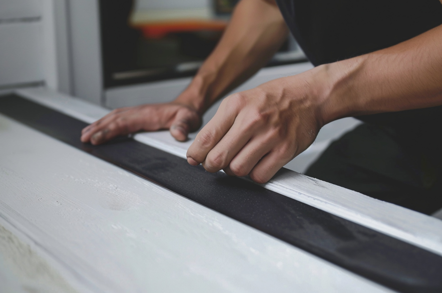 Vinyl Wrap vs Traditional Refinishing: Which Is Better for Furniture Makeovers?